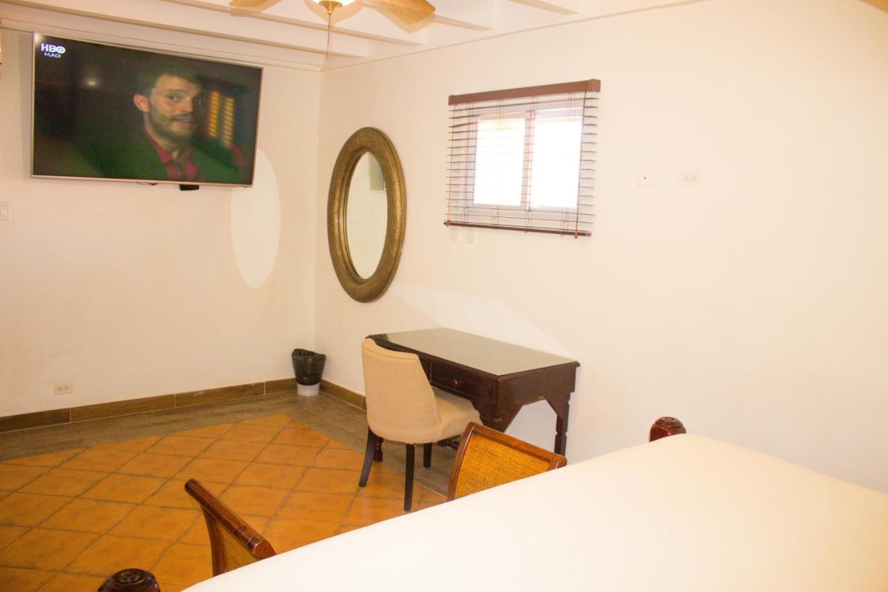 Altamont West Hotel Montego Bay Zewnętrze zdjęcie